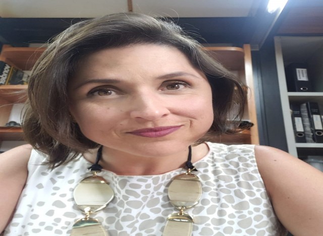 Cristina Pacheco, jornalista à frente do marketing da empresa familiar Esquadrias Scheid e integrante do grupo NEXO - Governança Corporativa