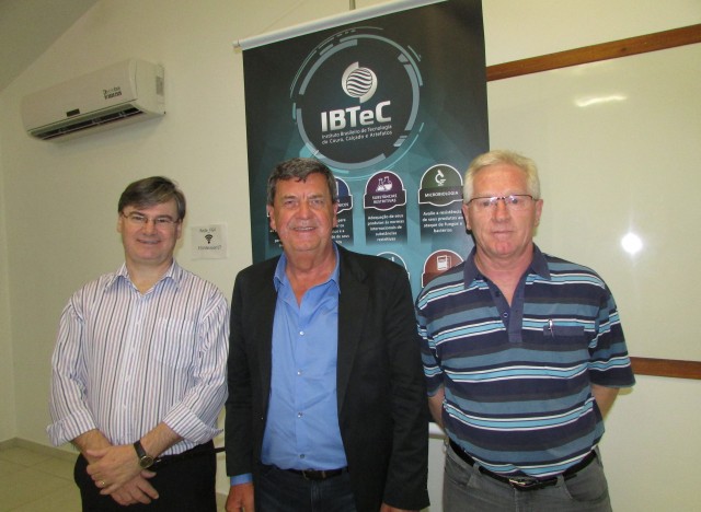 Paulo Griebeler (IBTeC), Cisso Klaus (Arezzo) e Valdir Soldi (IBTeC)