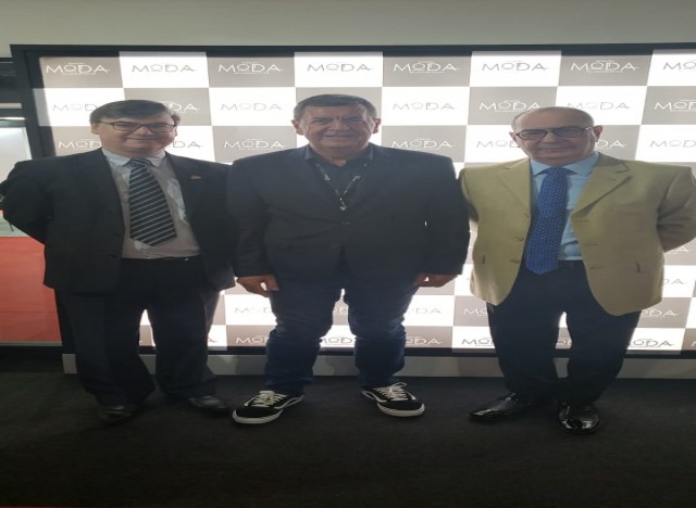 Presidente Executivo do IBTeC, Paulo Griebeler, Cisso Klaus (Arezzo) e Marco Aurélio Copetti (Gerente Regional do Sebrae RS)