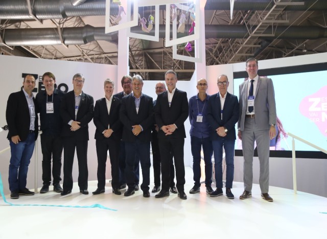 A abertura oficial da feira Zero Grau realizada nos pavilhões do Serra Park, em Gramado/RS, contou com a presença de lideranças setoriais e do cenário político, em clima de esperança de um futuro promissor para o País e para a cadeia calçadista.