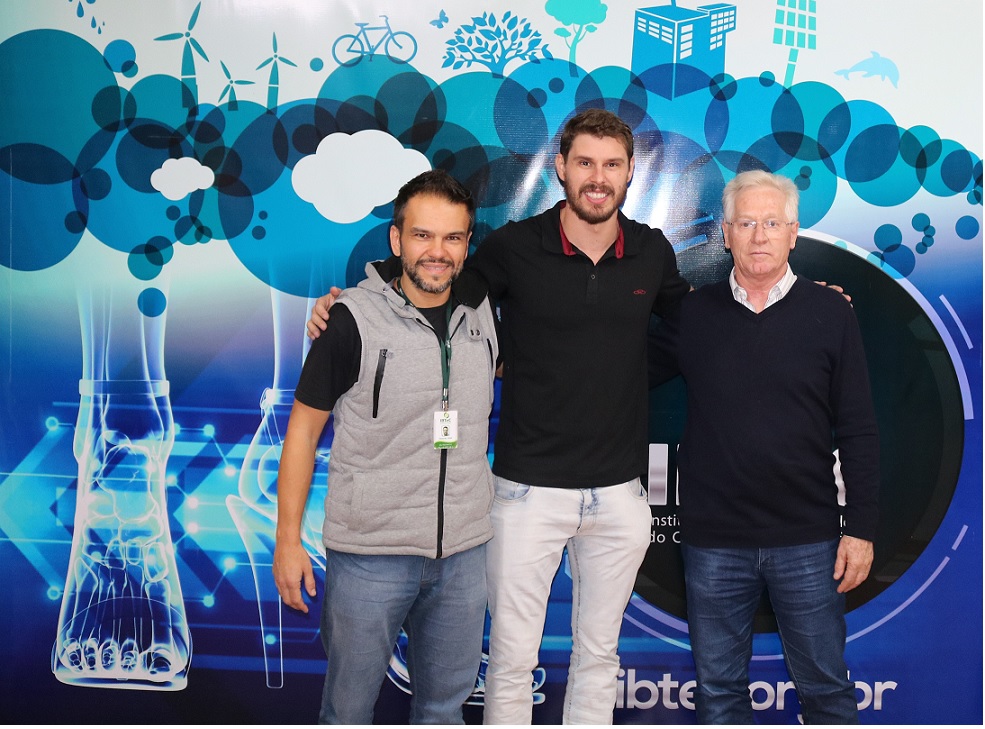 IBTeC recebe campeão olímpico e mundial de voleibol para análises no laboratório de biomecânica