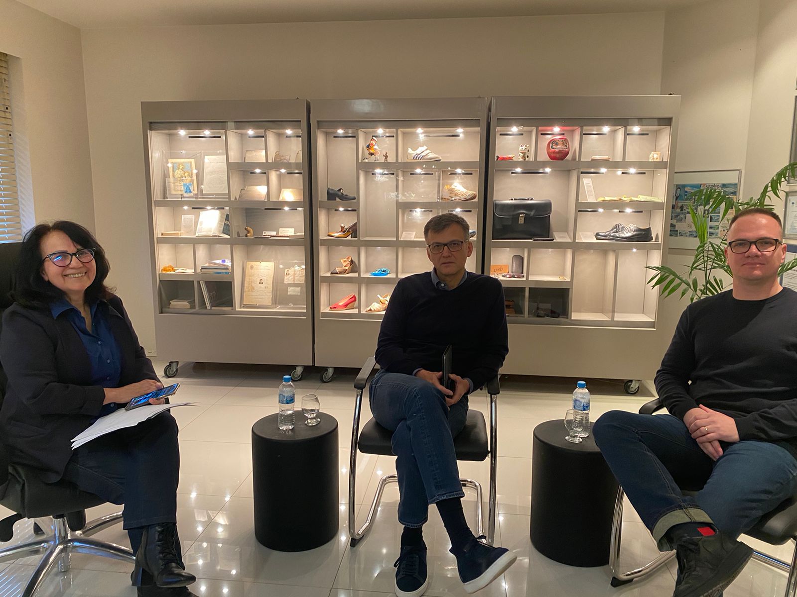 João Fernando Hartz e Maurício Wendling abordam  “O futuro da exportação brasileira de calçados”, no Happy Hour com Tecnologia do IBTeC