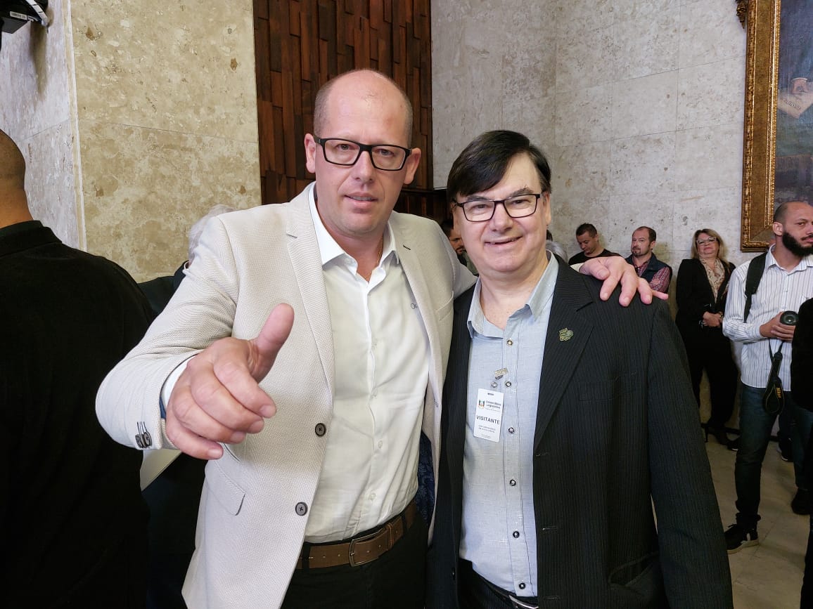 Presidente do IBTeC prestigia instalação da Frente Parlamentar em Defesa do Setor Coureiro Calçadista