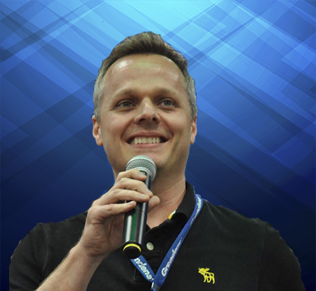 LEONARDO SCHNORR - Palestra: Design e Inovação, uma abordagem para SERvir